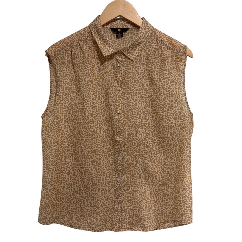 Women’s Sleeveless Button Down Tan Blouse Animal Print Pleated Cotton Silk